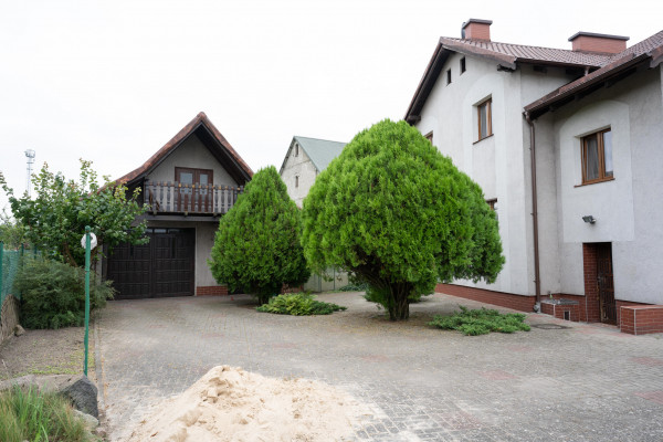 nowomiejski, Biskupiec, Bielice, Dom Bielice gotowy do zamieszkania + drugi budynek